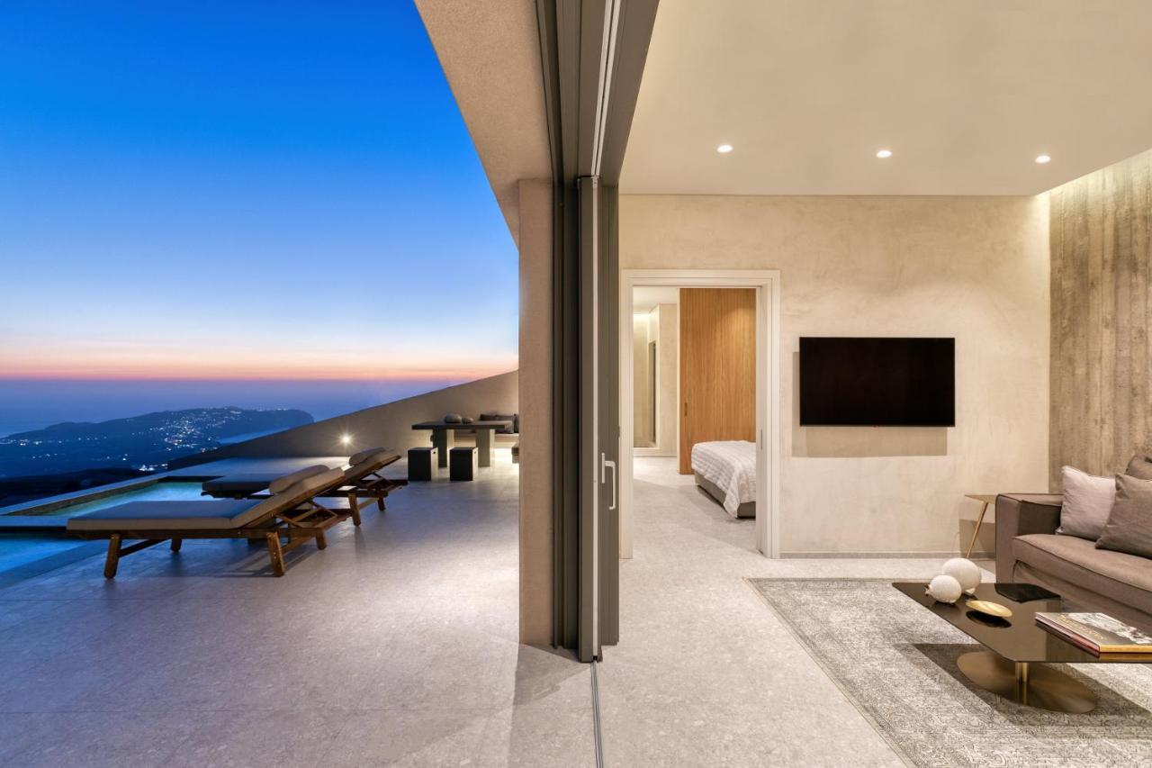 Santorini Sky, Luxury Resort Pyrgos Kallistis Exterior foto