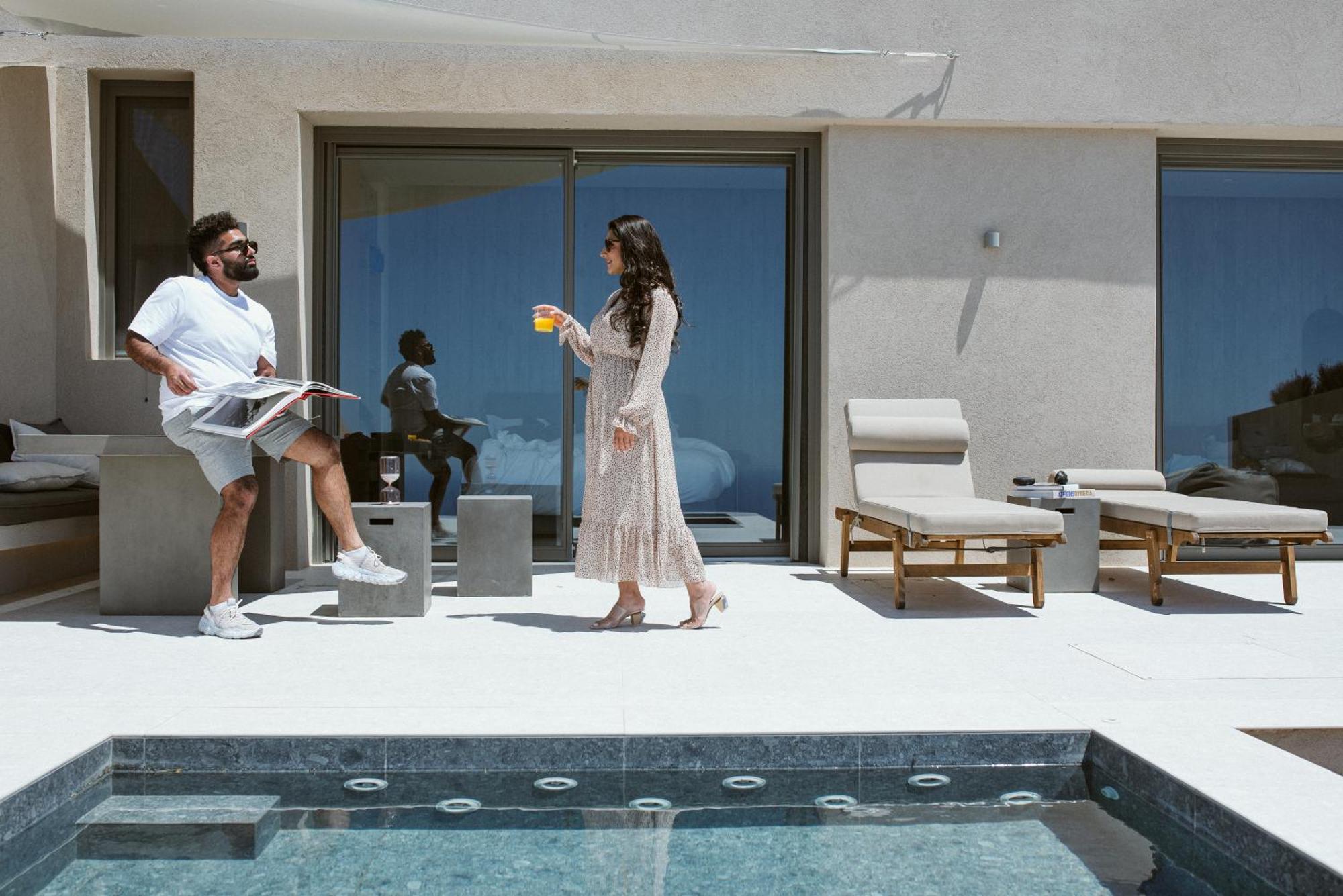 Santorini Sky, Luxury Resort Pyrgos Kallistis Habitación foto